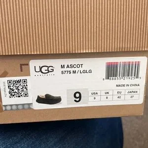 Men’s Lodge Green size 9 Ascot Suede Slippers New in Box UGG | Shoes | Mens Lodge Green Size 9 Ascot Suede Slippers  main image 2